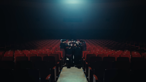 ？	Kwangwoon University, a Music Video Filming Site for the Popular Idol Group SEVENTEEN!