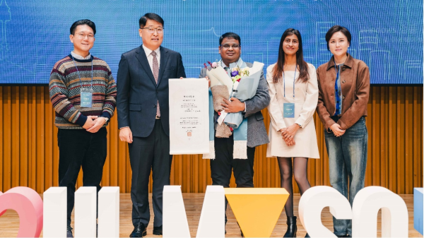 나겐드라(Nagendra Kaushik) 교수(좌측 세 번째)