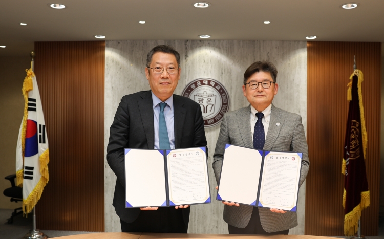 (좌)윤도영 광운대 총장 (우)박진호 켄텍 총장직무대행